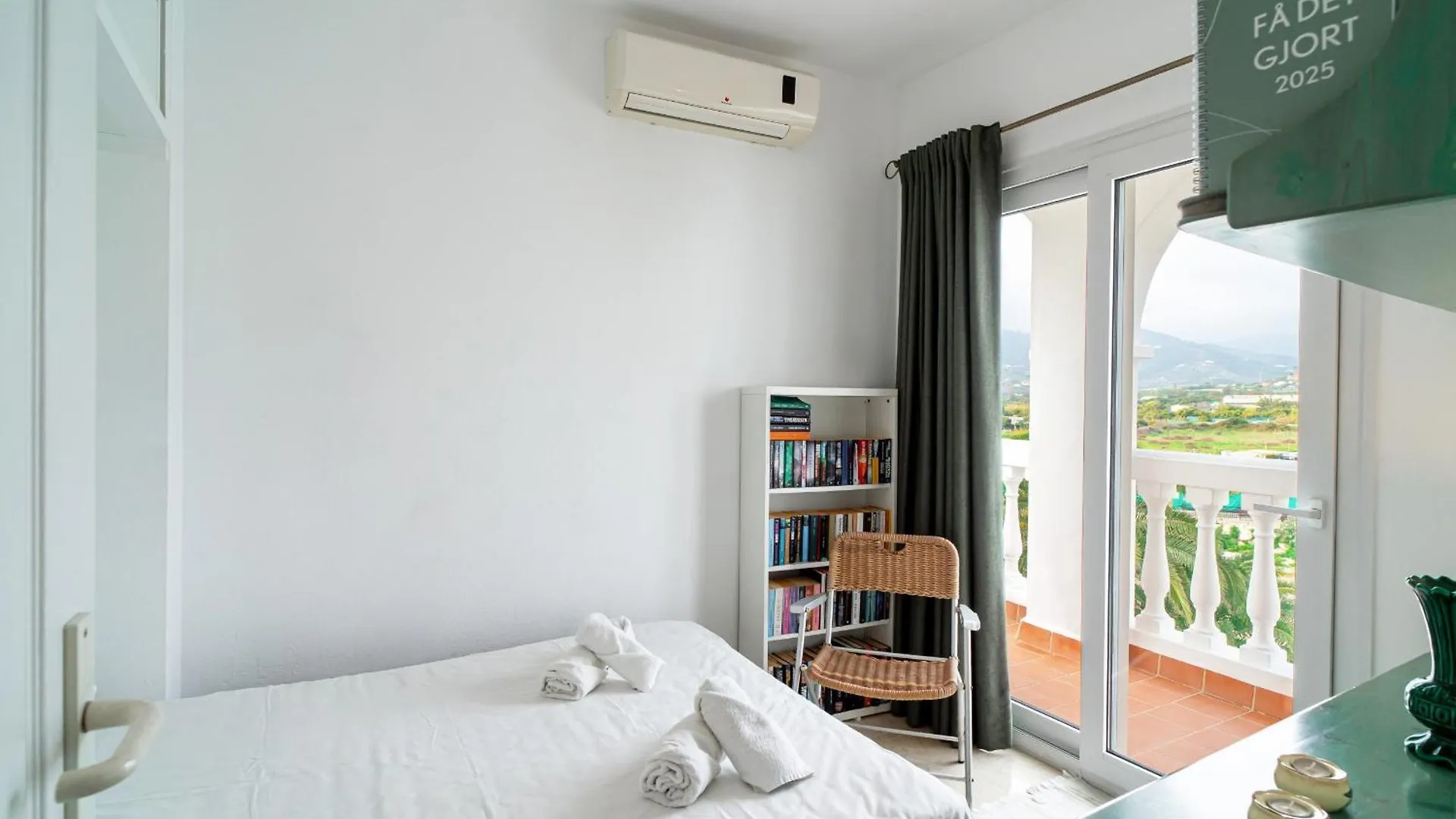 דירה נרחה Stella Maris Beachfront 2J By Casasol ספרד