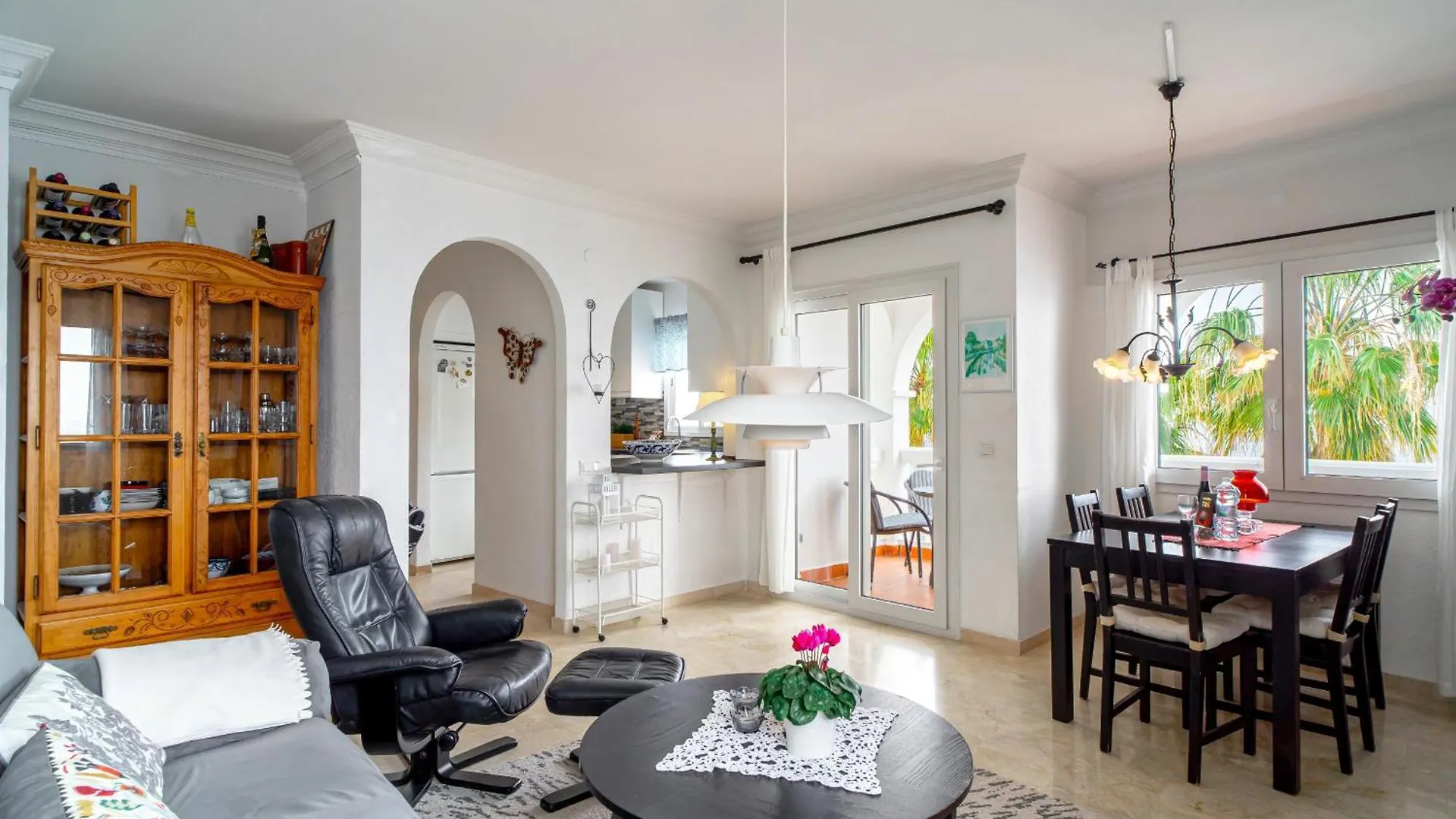 דירה נרחה Stella Maris Beachfront 2J By Casasol